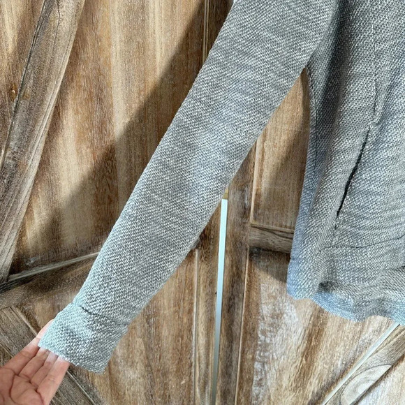 Bench Inject Overhead Sweater - Picture 5 of 7